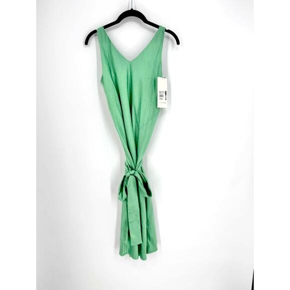 Wildfang The Empower Adjustable satin slip dress in sage size XS - Picture 4 of 11